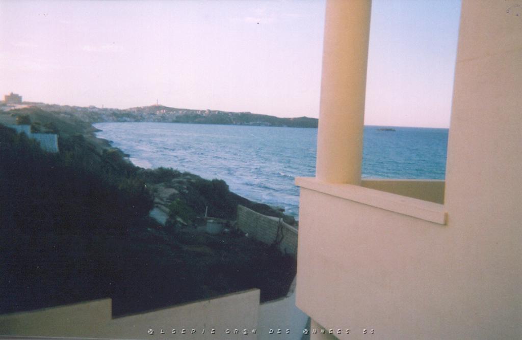 VOYAGE DU 09 2005 013 BOU SFER BAIE DU CAP FALCON.JPG